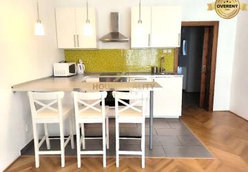 Reality Prenájom 2 izb. byt CENTRUM Laurinská ulica, Bratislava I. Staré Mesto