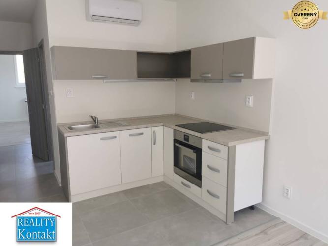 Reality Ponúkame na prenájom 1-izbový byt - Nové Zámky