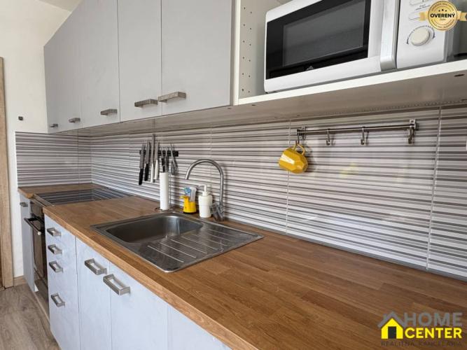 Reality NA PREDAJ zrekonštruovaný 3,5-izbový byt  pri centre mesta Komárno