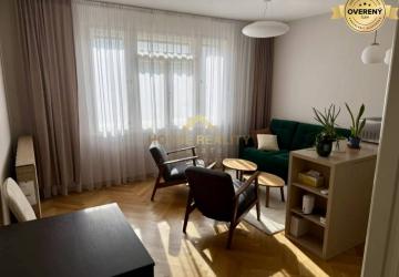 Reality Prenájom pekný 3 izbový byt, Dunajská ulica, Bratislava I. Staré Mesto