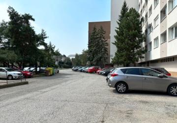 Reality Na prenájom 2-izb. byt Karpatské nám. - Rača