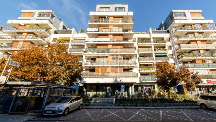 Reality Slnečný, priestranný 3i byt, 96 m2, loggia, parking, pivnica, BORIA