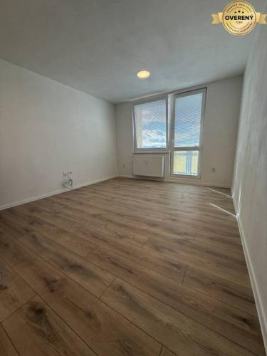 Reality Garsónka na predaj v Žiari nad Hronom