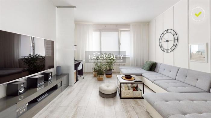 Reality Predaj, trojizbový byt Žiar nad Hronom,  Centrum II, s lodžiou  - EXKLUZÍVNE HALO REALITY