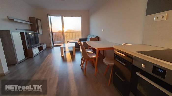 Reality - ihned volný - ROMANTICKÉ ZÁPADY SLNKA - NOVOSTAVBA - SLNEČNICE - 2- izbový byt - PARKING - Zu