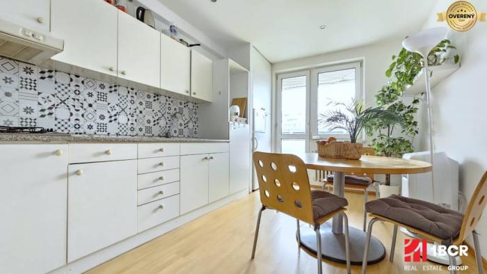 Reality VEĽKÝ 2 IZB.BYT V CENTRE S LODŽIOU A PIVNICOU- KOŠICKÁ, RUŽINOV - NIVY