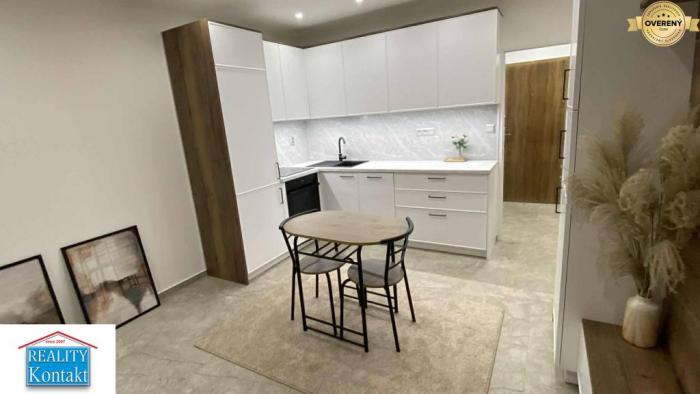 Reality Na prenájom 1-izbový byt - Nové Zámky