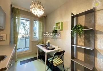 Reality REZERVOVANÉ - Predaj, trojizbový byt Banská Bystrica, Sásová