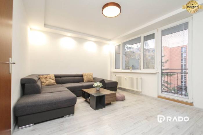 Reality RADO | 3i byt 70m2 + 5m2 balkón, ul. Šafárikova - Trenčín