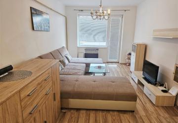 Reality PRENÁJOM 2-izbového bytu v Senici – Moyzesova ulica