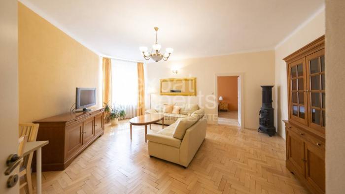 Reality Veľkometrážny svetlý 2,5i byt 100 m2, výborná lokalita v centre