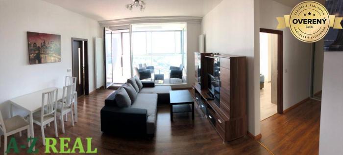 Reality Na prenájom  3 izb. byt s garážou v Panorama City,