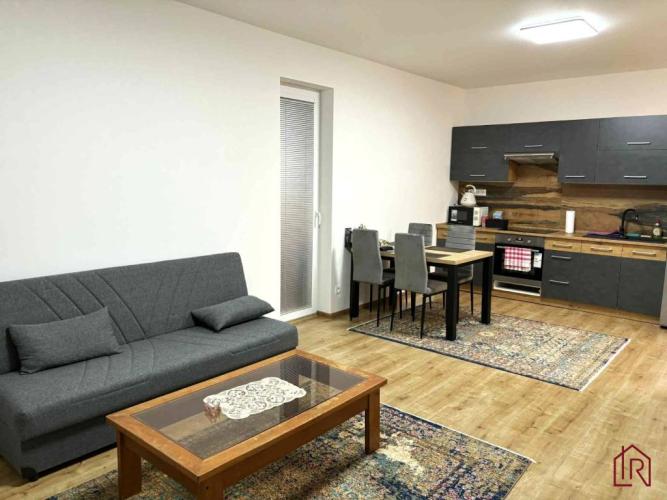 Reality PRENÁJOM - 2 izbový byt a park.miesto, ul. Dilongova, Prešov