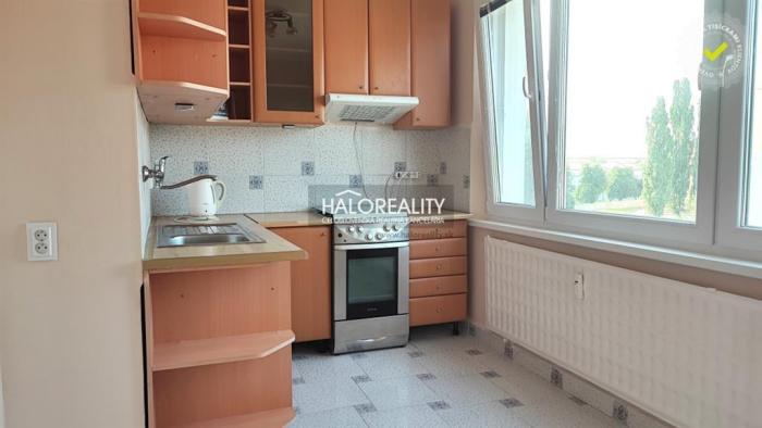 Reality Prenájom, štvorizbový byt Poltár - EXKLUZÍVNE HALO REALITY