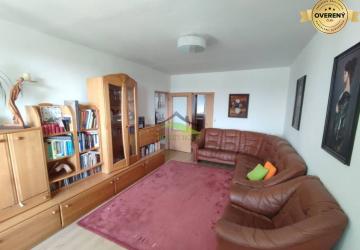 Reality Veľký 3 izbový byt na Štefánikovej ulici v Michalovciach.