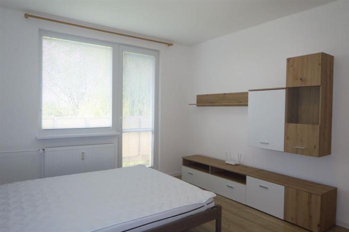 Reality PRENÁJOM, 1-izbový byt Holíč s balkónom, okres Skalica