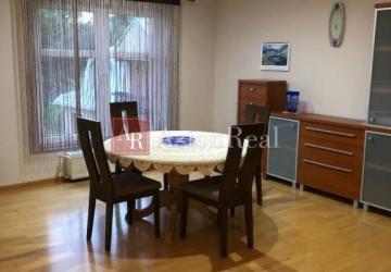 Reality PRENÁJOM nadštandardný 4 izb., byt, ul. Rudlovská cesta, centrum B.B.