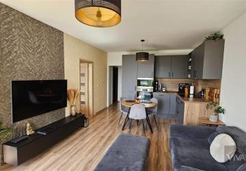 Reality VIVAREAL* NOVOSTAVBA! Moderný 2-izb. byt, zariadený, veľký  balkón, parkovacie miesto, Opoj, cc