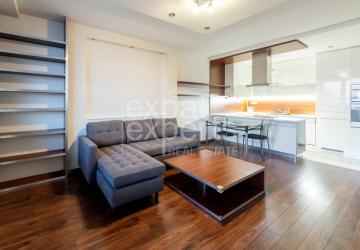 Reality Moderný 2i byt 56 m2, klimatizácia, so zasklenou lodžiou a parkovaním