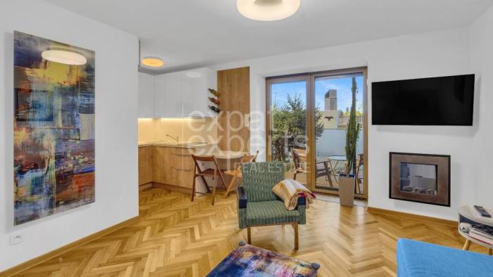 Reality Štýlová garsónka 25m2 s terasou, NA KRÁTKODOBÝ PRENÁJOM (4-6 MESIACOV)