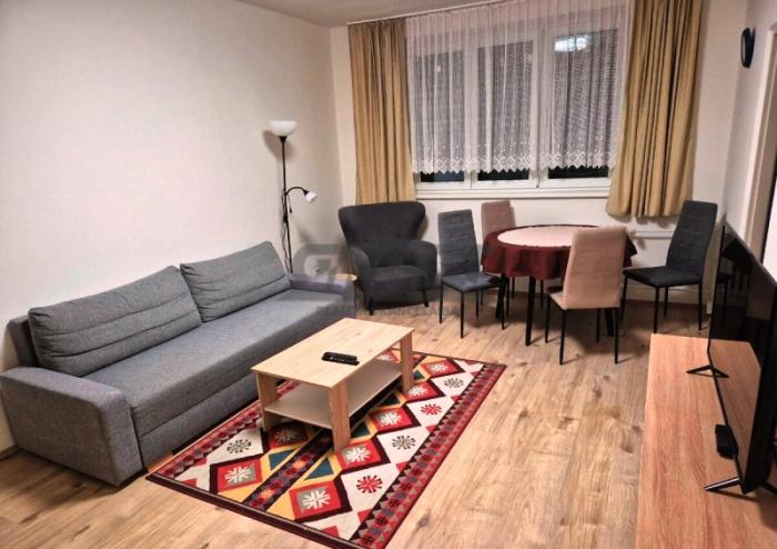 Reality Na prenájom 3-izb. byt  Narcisová ul. - Ružinov