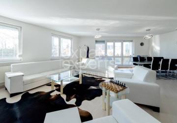 Reality Výnimočný, slnečný 5i byt 183m2, terasa, parking, súkromný areál