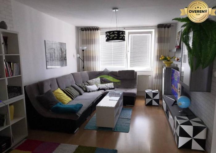 Reality NOVINKA  *** predaj 4 izbový byt na HOLLÉHO ulici v Michalovciach