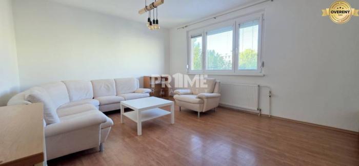 Reality Pekný 3i byt, 3 X NEPRIECHODNÁ IZBA, LOGGIA, Furdekova ulica,Petržalka