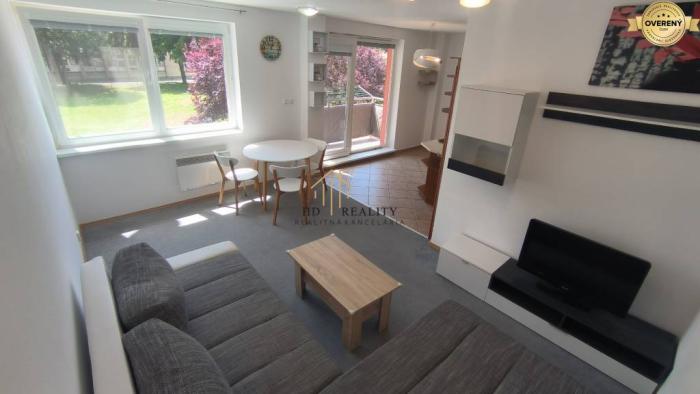 Reality HD REALITY, prenájom 2-izbový byt s balkónom na Nábreží