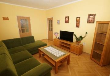 Reality Pekný zariadený 2i byt s umývačkou, TV a wifi - Trieda SNP