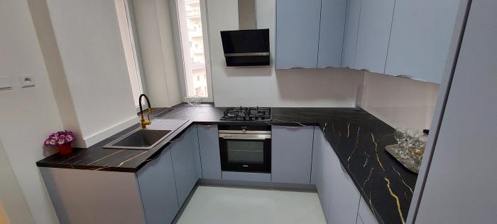 Reality V UPLNOM CENTRE S PARKOVACIM MIESTOM BRANA NA DIALKOVE TICHY DVOR