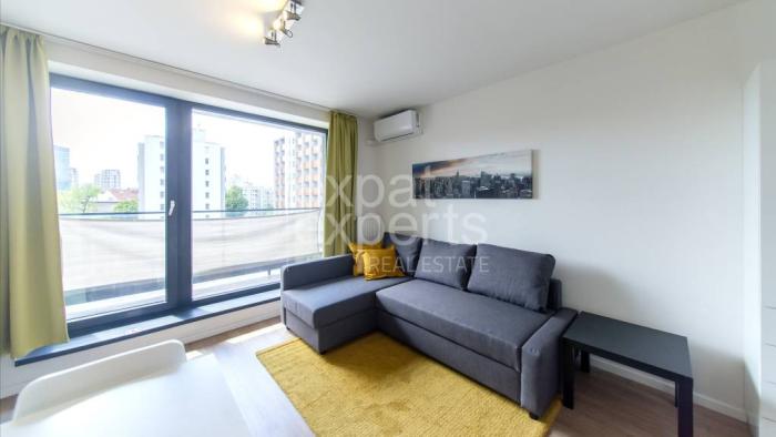 Reality REZERVOVANÉ Pekný 2i byt 46m2, 2x lodžia a parkovanie, MILETIČOVA 60