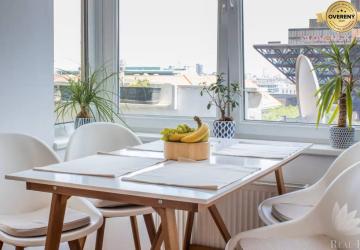 Reality Predaj krásny 3 izbový byt BA I Staré Mesto