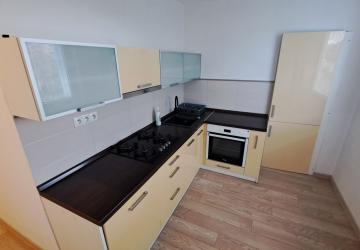 Reality 2-iz. byt v centre.