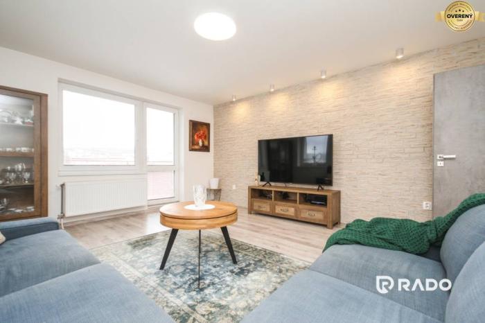 Reality RADO | Veľký 3i byt 95m2 +balkón +terasa, Staničná - Trenčín