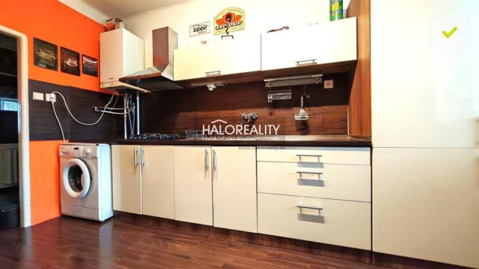 Reality Predaj, štvorizbový byt Nové Zámky, s garážou a záhradkou - EXKLUZÍVNE HALO REALITY