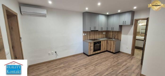 Reality Ponúkame na prenájom 1 izbový byt 46 m2 Dvory nad Žitavou