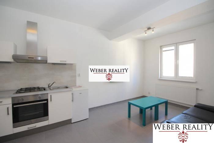 Reality 2-izb. v úplnom cenre Gorkého ul.pri pešej zóne, cena vrátane Energií