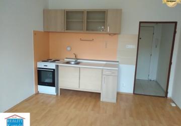 Reality Na prenájom garsónka s balkónom - Nové Zámky