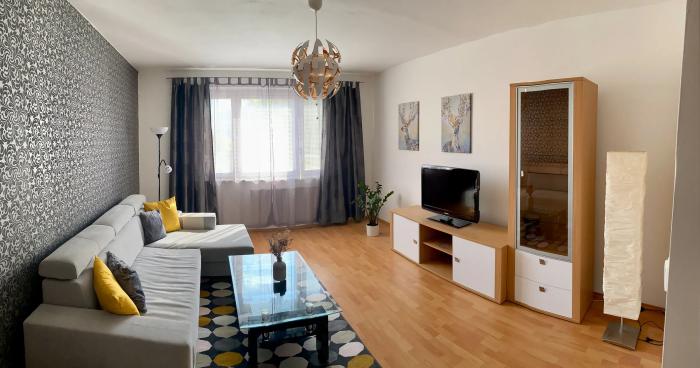 Reality Prenájom: 3-izbový byt – Belinského,