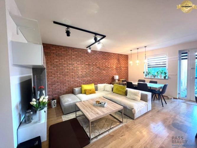 Reality PREDAJ 4 izb. moderný byt + záhrada + 2 x parkovanie, Bernolákovo