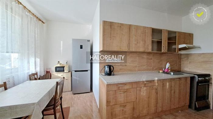 Reality REZERVOVANÉ - Predaj, trojizbový byt Žiar nad Hronom, Etapa - EXKLUZÍVNE HALO REALITY