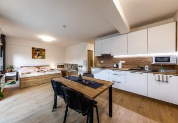 Reality 5 a viac-izbový byt byt, Bešeňová