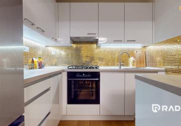 Reality RADO | Slnečný 2i byt v tehlovom dome so zariadením | Vrakuňa | 56 m2