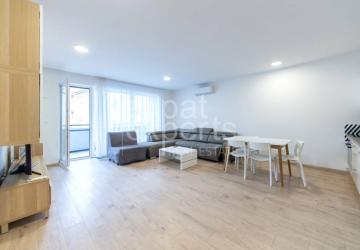Reality Príjemný 3i byt 68m2, s klímou, balkónom a parkovaním v centre