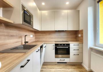 Reality PRENÁJOM | Moderný, 2i byt s balkónom v CENTRE Prešova