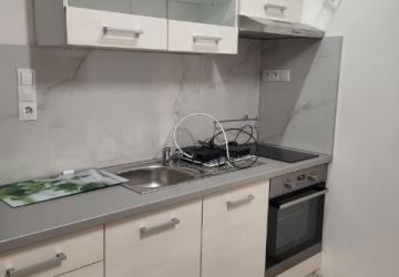 Reality Ponúkame na prenájom príjemnú garsónku v mestskej časti Bratislava