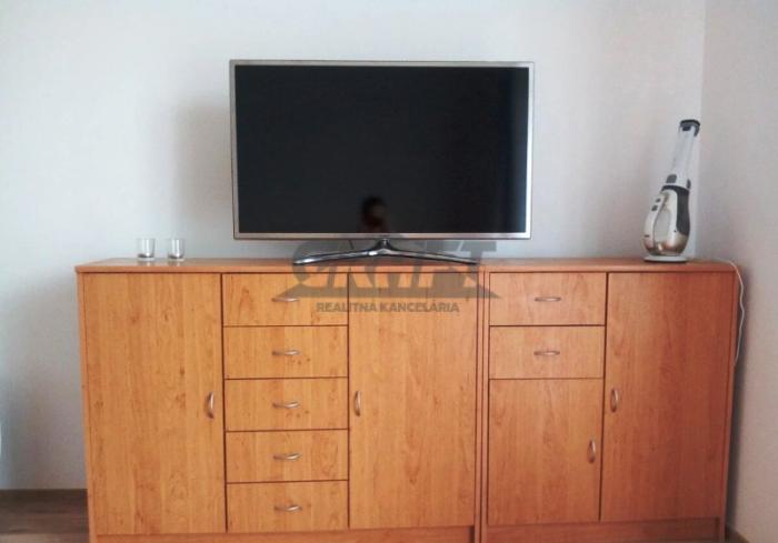 Reality Na prenájom 1-izb. byt NOVOSTAVBA Bystrická ul.