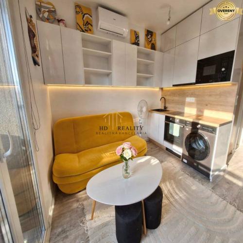 Reality HD REALITY, predaj, Garsónka s balkónom na sídlisku Roveň v Ružomberku