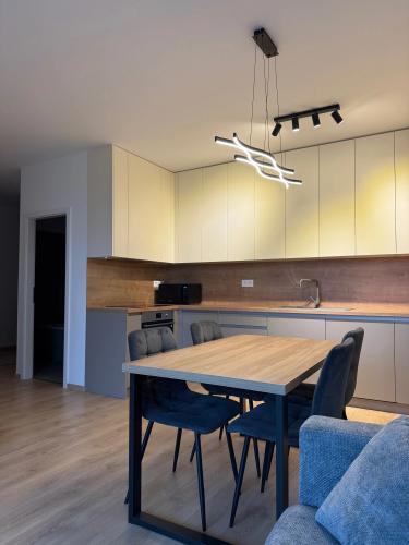 Reality Prenájom – Moderný 2-izbový byt v novostavbe | Nový Ružinov,